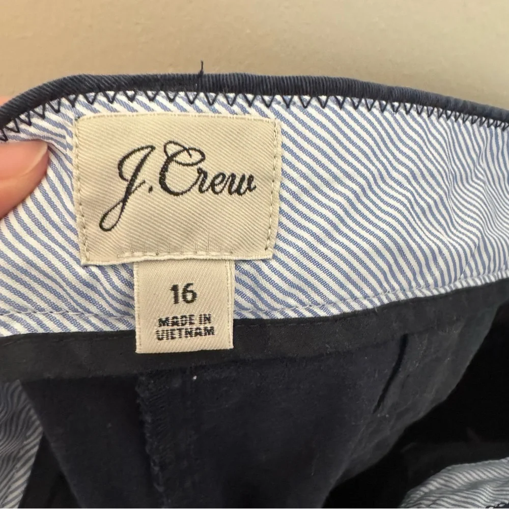 J. Crew 5”‎ Chino Shorts Navy Blue
